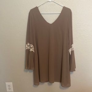 V-neck dress